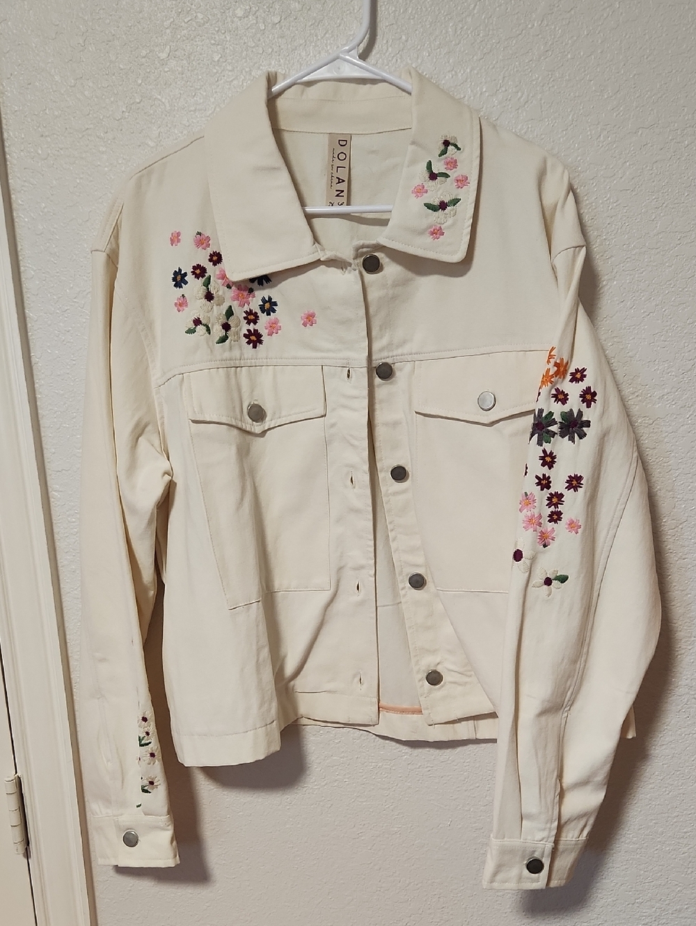 498.Anthropologie Dolan Cream Embroidered Denim Jacket with Floral Detail - Picture 2 of 6